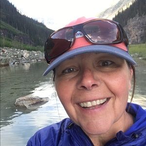 Meet your Posher, Marie-josee